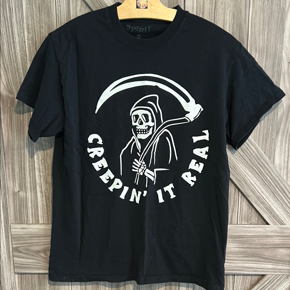 Spirit Grim Reaper ‘Creepin’ it Real’ Black and White Graphic Short Sleeve Tee